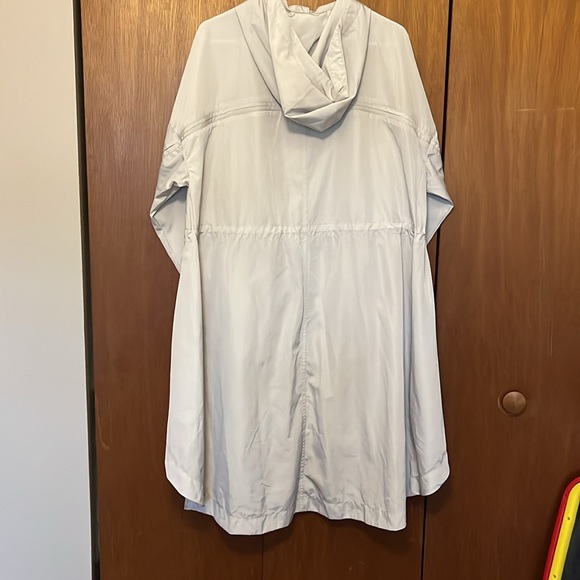 Athleta Solar Wind Anorak - Picture 8 of 11